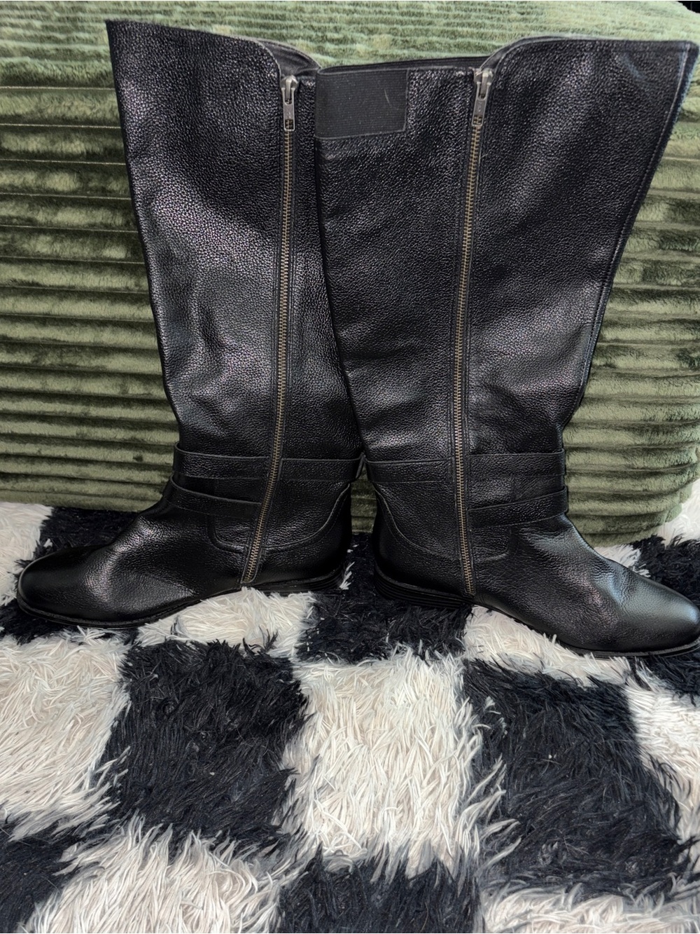 Leather Upper Buckle Detail Wide Calf Boots 
Size11 W